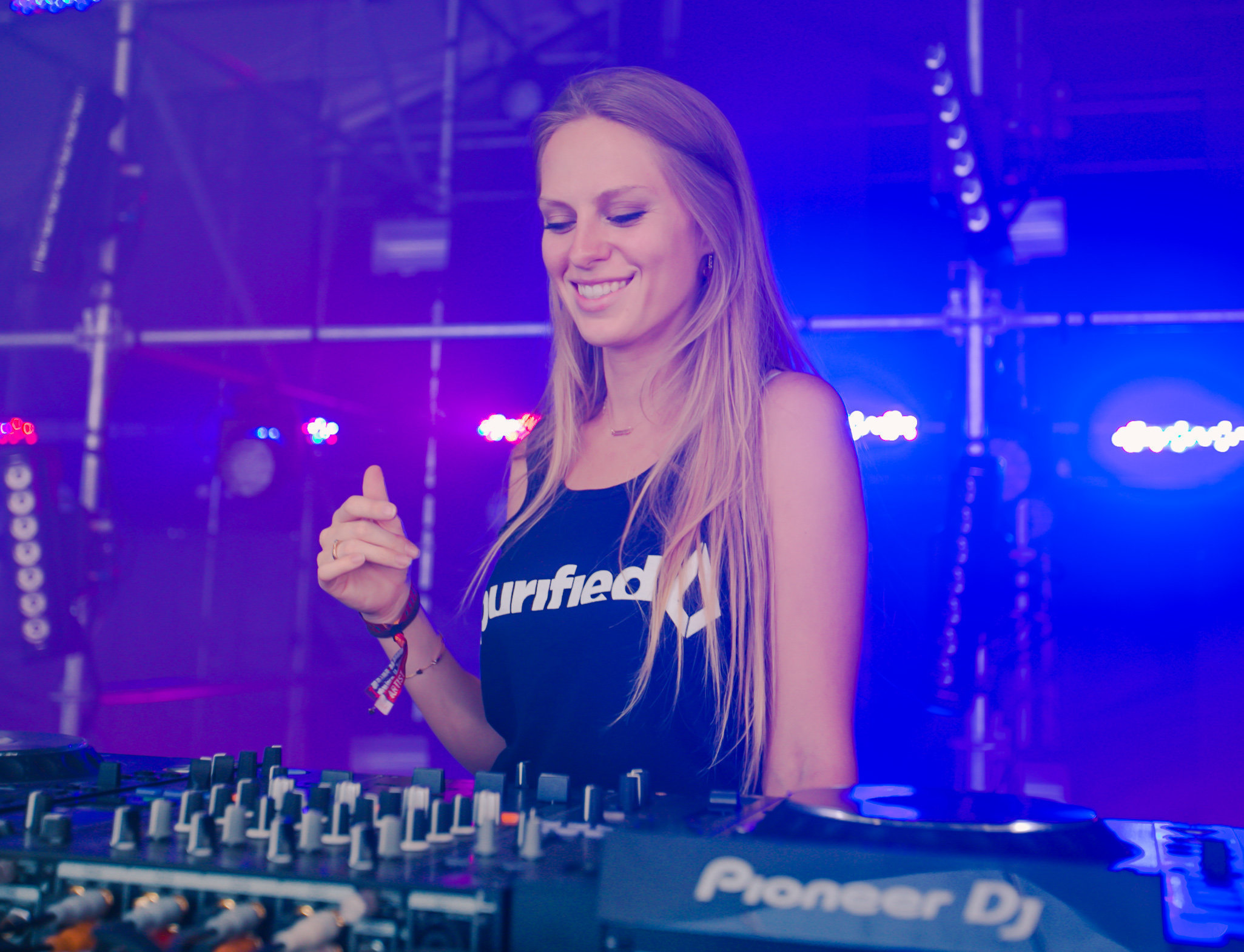 EXCLUSIVE INTERVIEW | Nora En Pure