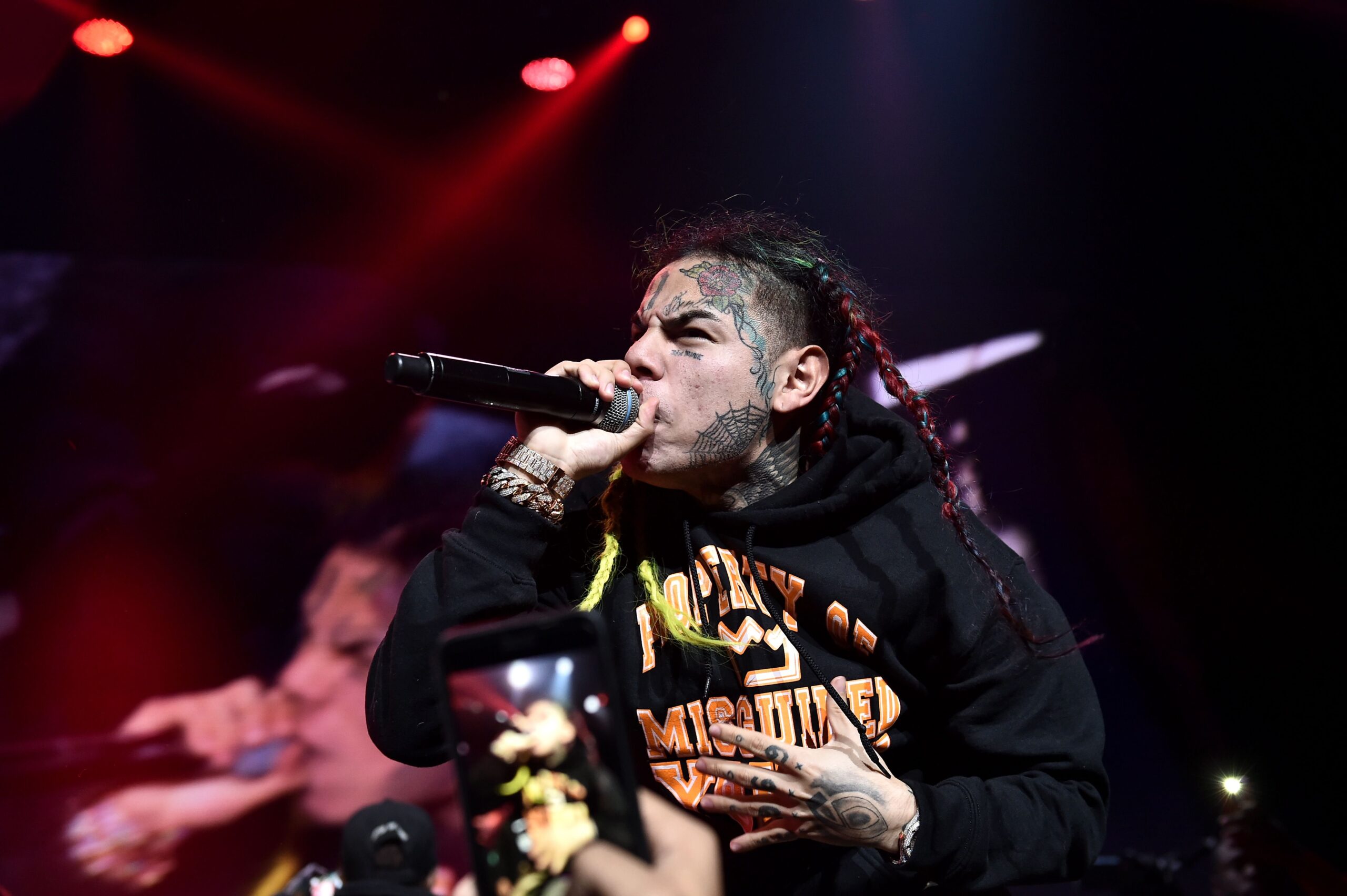 Tekashi 6ix9ine Faces Minimum Sentence of 32 Years in Prison