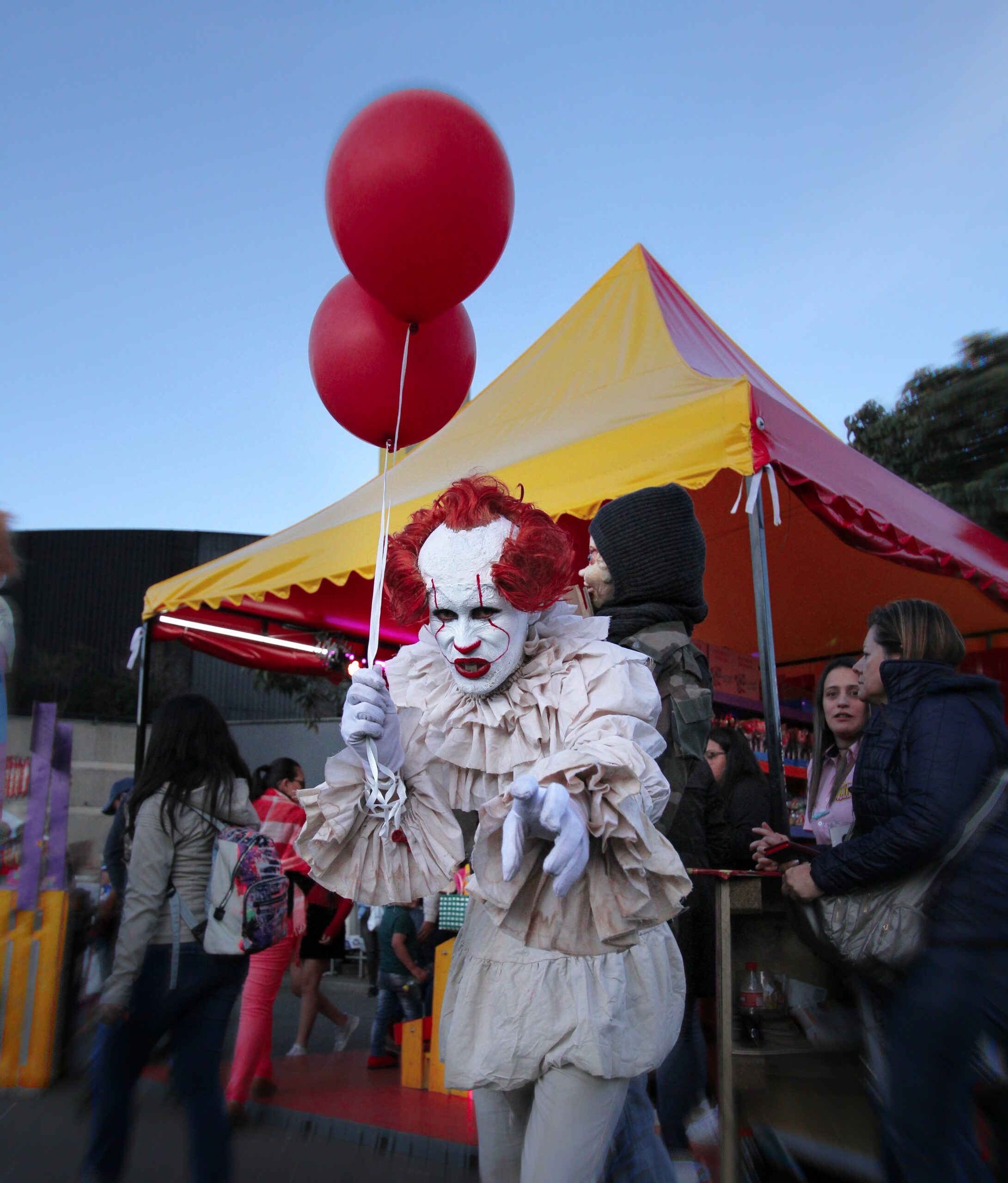 Pennywise's Suicidal Tendencies: A Talk with "It: Chapter Two" Star Bill Skarsgard and Director Andy Muschietti