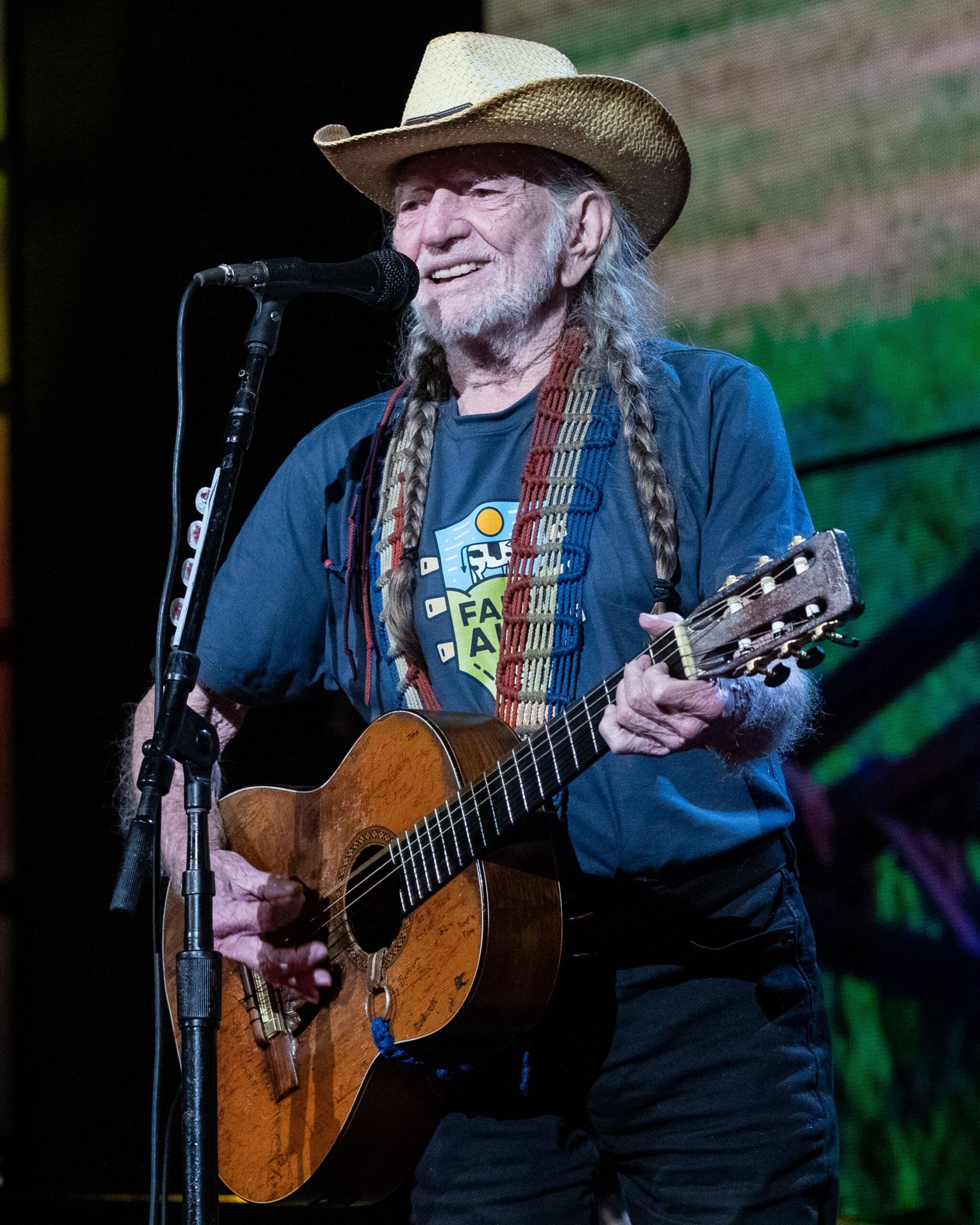 Willie Nelson Is No Longer a Pothead