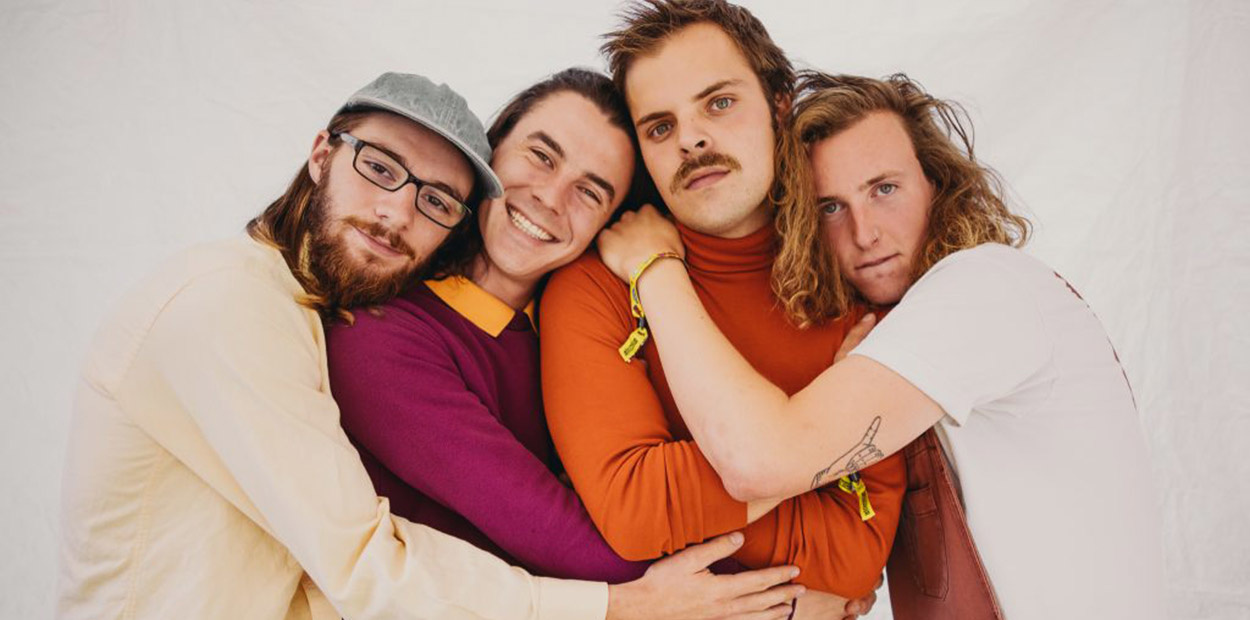 In Peach Pit’s “Shampoo Bottles,” Heartache Lives in Inanimate Objects