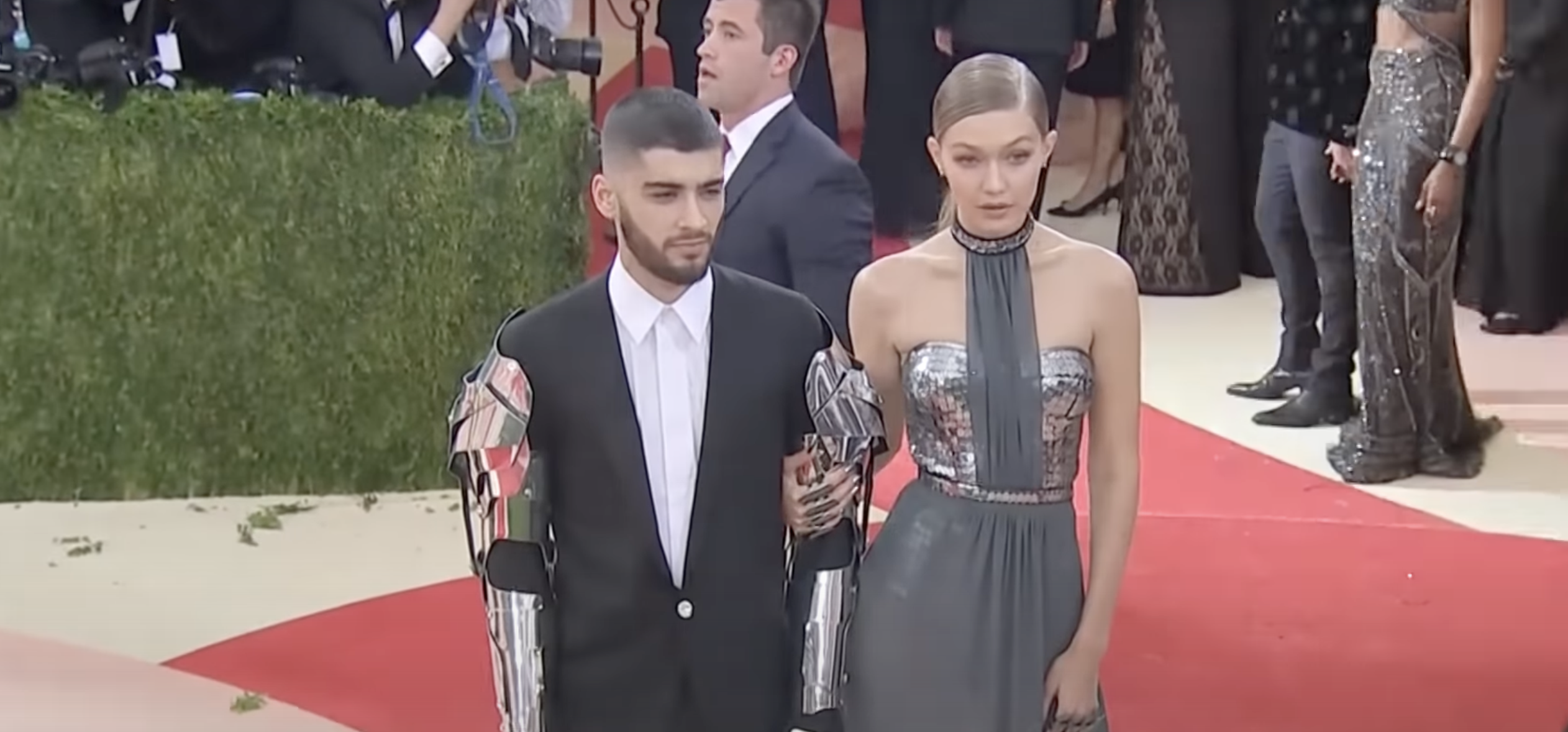 Gigi Hadid and Zayn Malik Are Expecting Their First Child, And It's Already Hotter Than You'll Ever Be