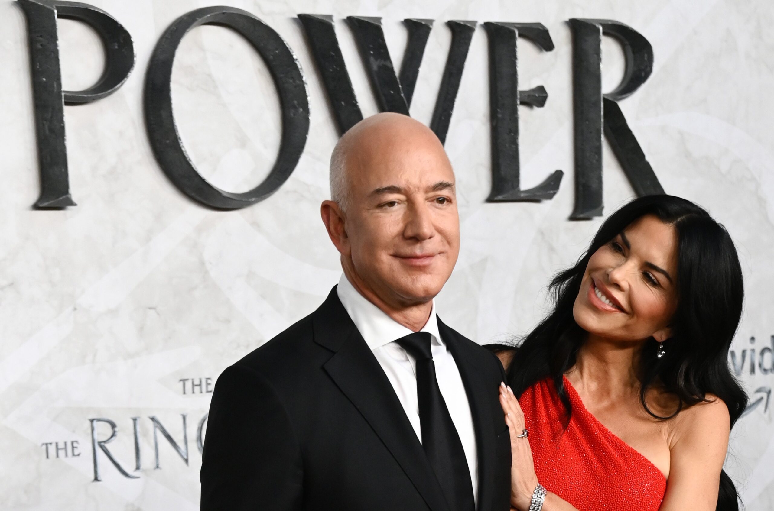 Ex-Wife Mackenzie Scott Just Publicly Humiliated Jeff Bezos