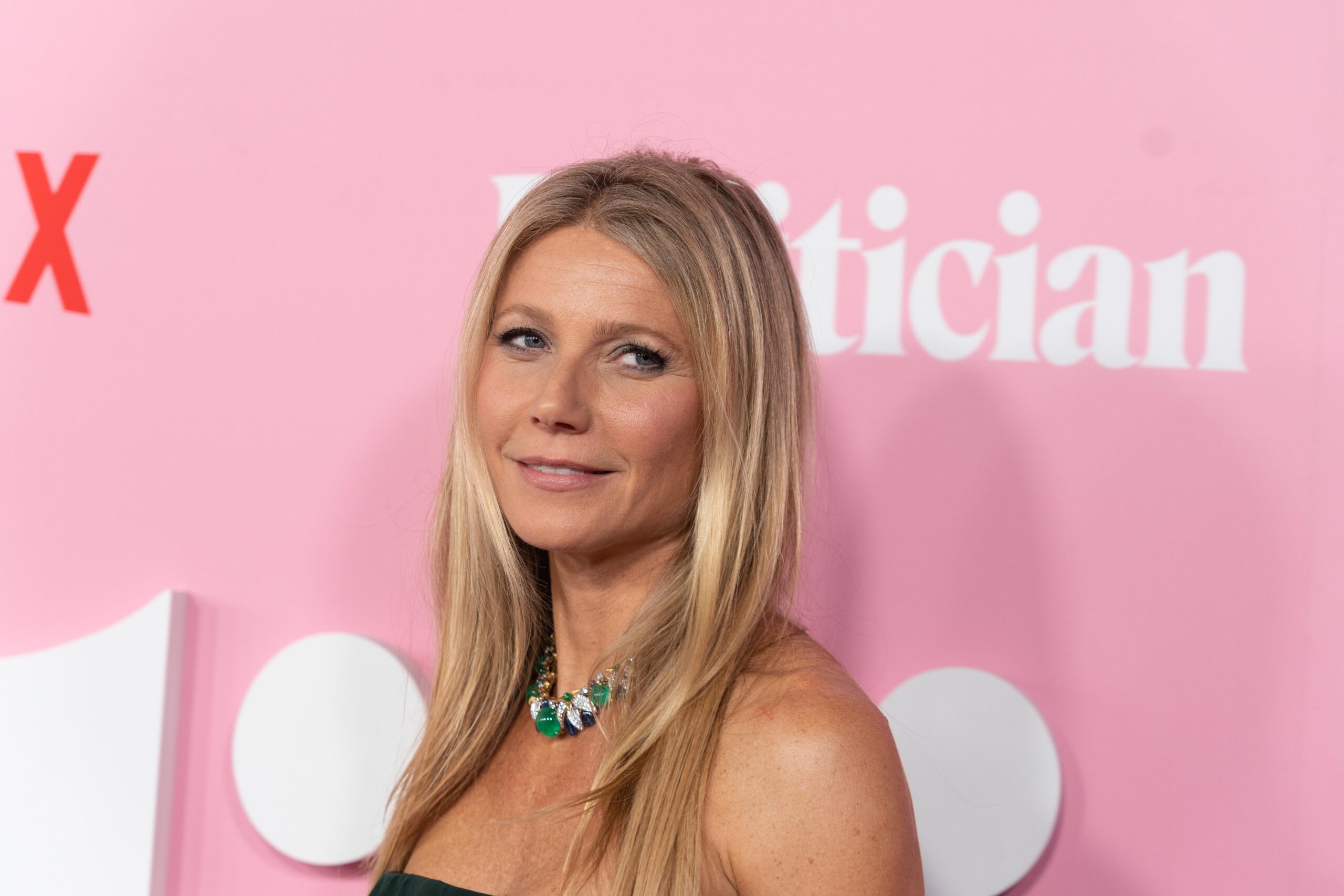 Why Do Gwyneth Paltrow's Vagina-Scented Candles Keep 