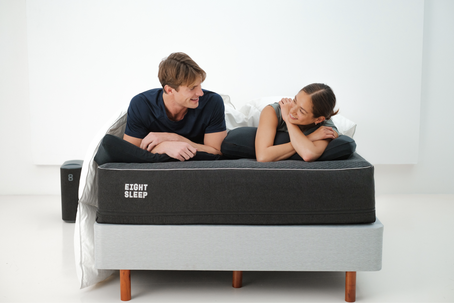 Eight Sleep Vs. BedJet. Which Is The Best High-End Topper?