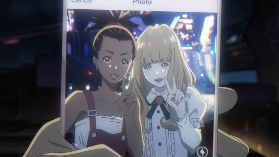 Carole and Tuesday take a selfie