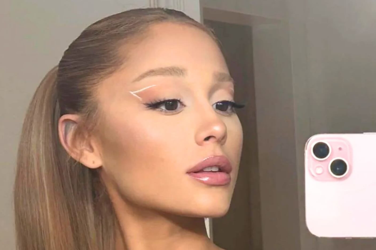 Did Ariana Grande Get Memory Erasure Treatment?